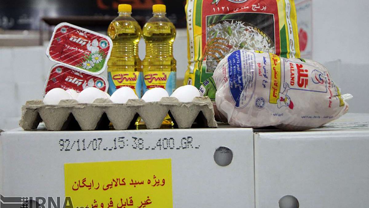 وزیر کار ایران از توزیع سبد حمایت غذایی برای ۱۱ میلیون ایرانی خبر داد