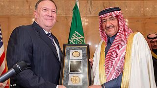اعطای مدال افتخار مبارزه با تروریسم سازمان سیا به ولیعهد عربستان
