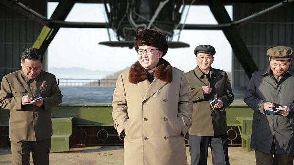 Észak-Korea ballisztikus rakétát indított Észak-Korea ballisztikus rakétát indított
