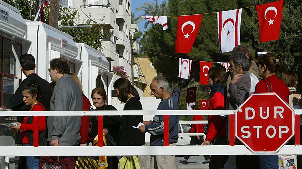Türk ve Rum vatandaşların gözüyle Kıbrıs sorunun çözümü Türk ve Rum vatandaşların gözüyle Kıbrıs sorunun çözümü