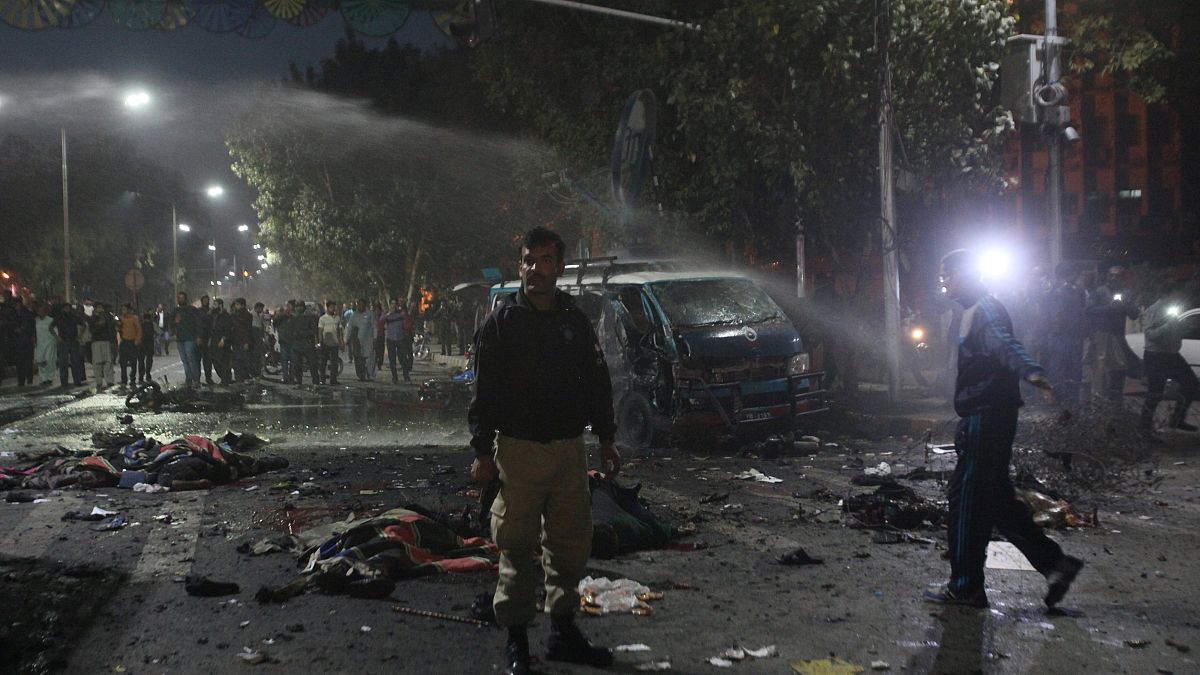 Öngyilkos merénylő robbantott Pakisztánban