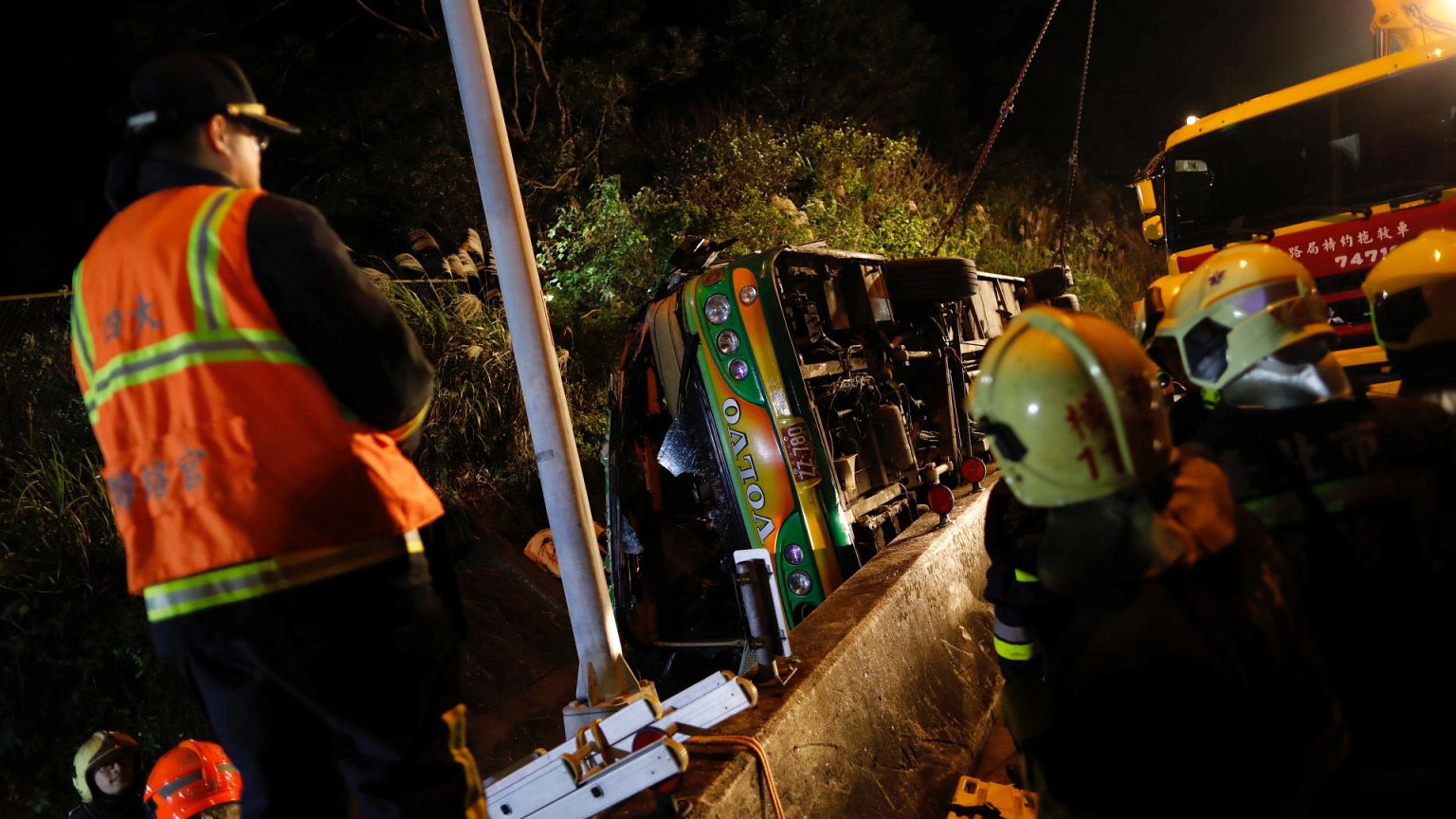 Ταϊβάν: 32 νεκροί σε δυστύχημα με λεωφορείο