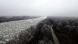 Hongrie : la rivière Tisza a gelé