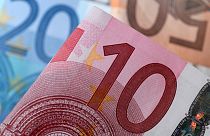 تردید نسبت به روند رشد اقتصادی حوزه پولی یورو طی ماههای آینده