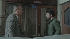 Düsterer Kaurismäki auf dem roten Teppich in Berlin