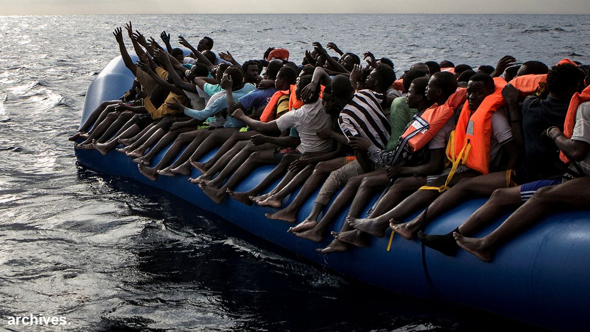 "Akdeniz'de daha fazla kurtarma botuna rağmen daha çok göçmen boğuluyor"