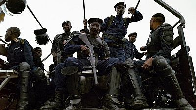 RDC : la police investit le domicile du chef spirituel d'une secte (Bundu Dia Kongo)