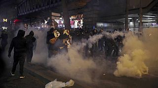 Paris'in kuzeyinde polis şiddeti protesto edildi