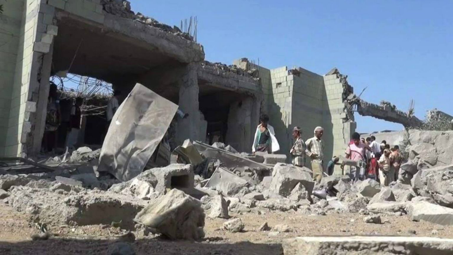 مجزرة جديدة بحق الأطفال والنساء في اليمن