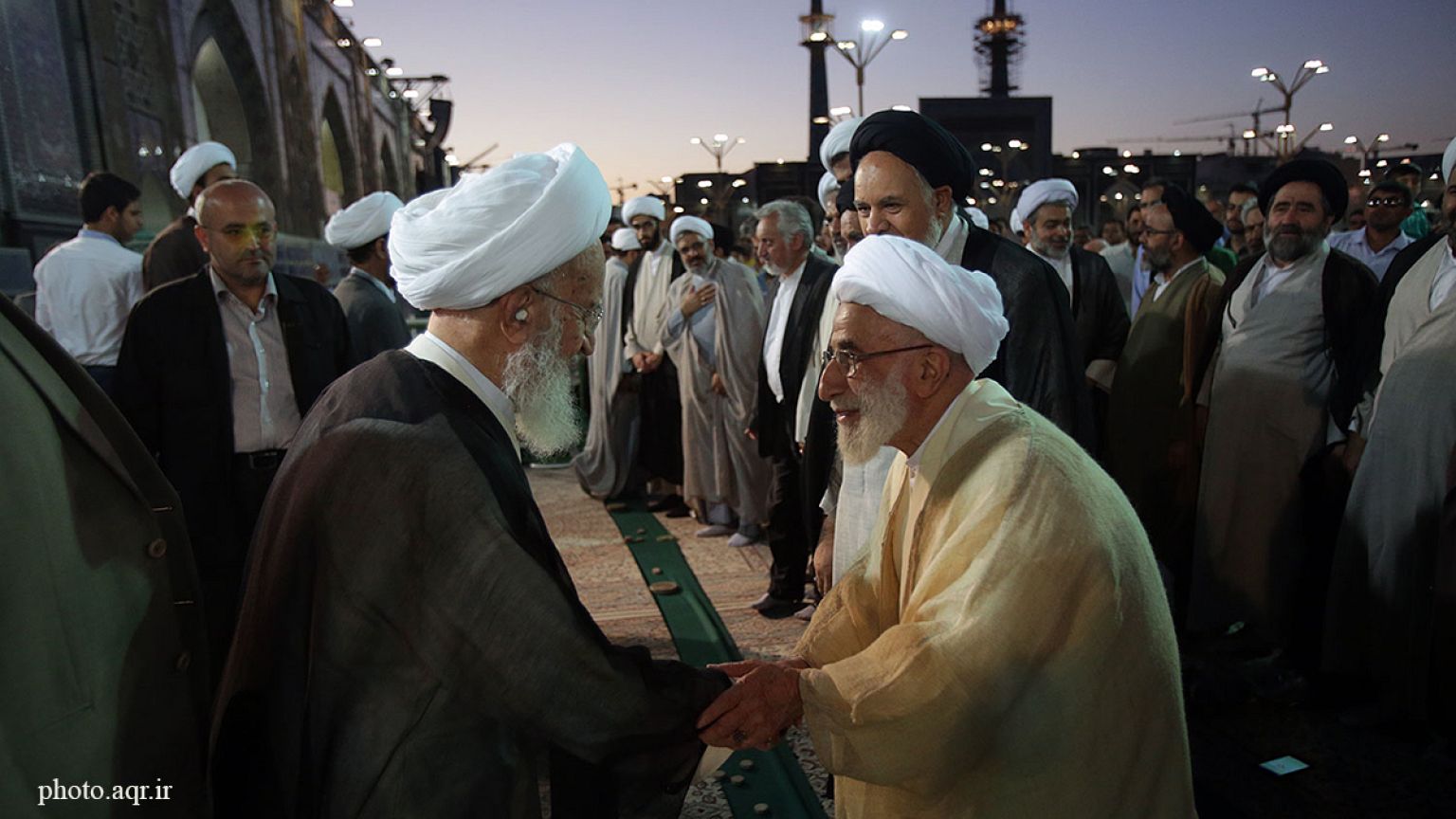 پاسخ شورای نگهبان به انتقاد از ورود به قلمرو مراجع: تطبیق قوانین با شرع وظیفه ما است