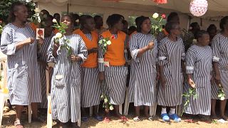 Des femmes prisonnières célèbrent la Saint Valentin au Kenya [no comment]