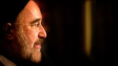 حمله امامان جمعه تهران و مشهد به محمد خاتمی: برخی زبان‌شان دراز شده است