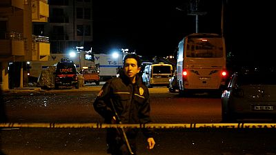 Autóba rejtett bomba robbant Délkelet-Törökországban