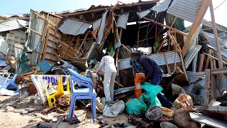Somalia: Deadly car bomb rocks Mogadishu market