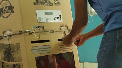 انتخابات رئاسية حاسمة في الاكوادور