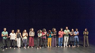 مهرجان "خمسة رقص" يبعث الفرح بين الشباب المصري