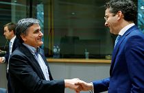 La Grecia promette nuove riforme a partire dal 2019 in cambio della revisione dei conti