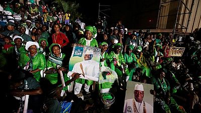 Gambie : clash entre les partisans de Jammeh et ceux d'Adama Barrow