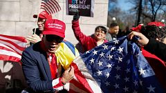 USA: Anti-Trump-Demonstranten in Feiertagsstimmung
