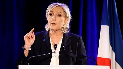 Libano: Marine Le Pen rifiuta di indossare il velo e non incontra il Gran Mufti