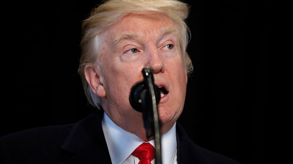 Donald Trump első gondtalannak ígérkező elnöki hete Donald Trump első gondtalannak ígérkező elnöki hete