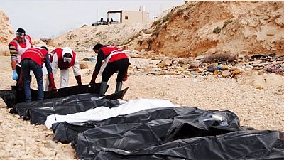 ده ها سرنشین قایقی بادی در آب های لیبی جان باختند