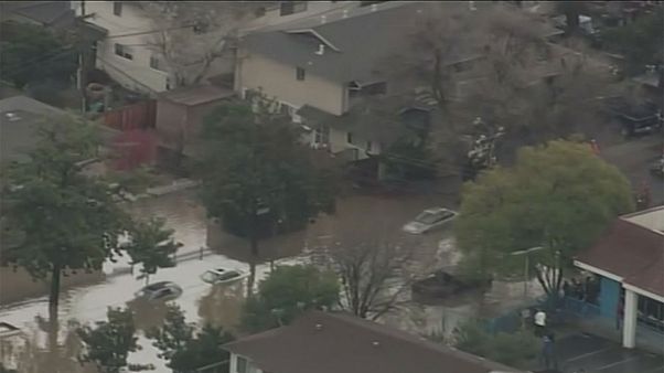 200 evacuados en California por las inundaciones en San José 200 evacuados en California por las inundaciones en San José