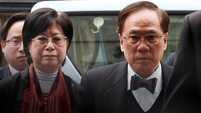 Hong Kong'un eski yöneticisine hapis cezası