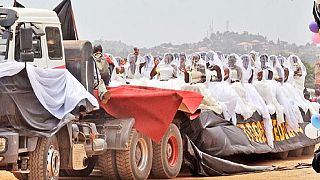Ugandan mass wedding: 200 brides paraded on 5 flatbed trailers [Photos]