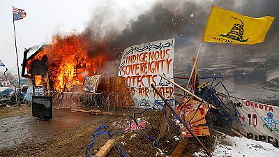 حمله پلیس به اردوگاه معترضان به عملیات خط لوله نفتی داکوتا