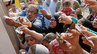 ظهور ما يعرف بسوق الكسر من المواد الغذائية في مصر بسبب غلاء الأسعار