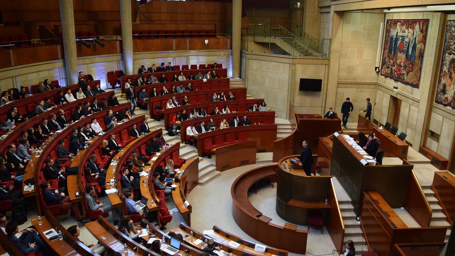 Les jeunes face aux candidats à l’élection présidentielle