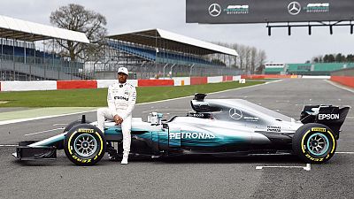 Mercedes presenta el W08
