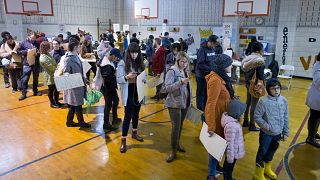 New York lawmakers approve election reforms, including early voting
