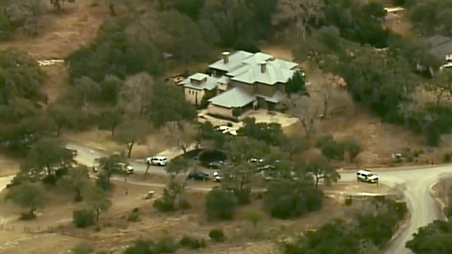 Image: Three people, including two teenagers, were found dead in a San Anto