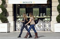 French consumer confidence remains at near 10 year high
