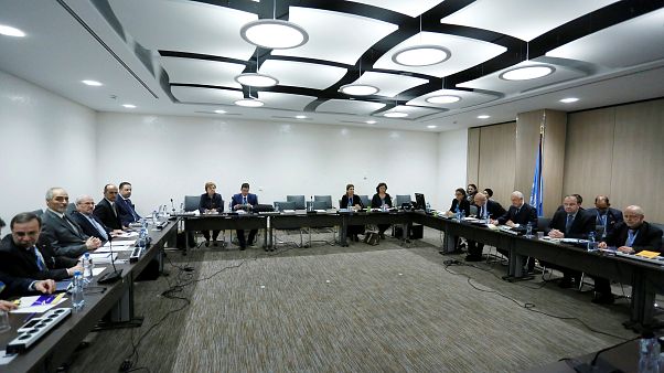 A reggeli merényletek megtorlásaképp bombázták Homsz egy negyedét a kormányerők A reggeli merényletek megtorlásaképp bombázták Homsz egy negyedét a kormányerők