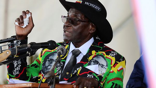 93 éves lett Mugabe, Zimbabwe elnyűhetetlen elnöke 93 éves lett Mugabe, Zimbabwe elnyűhetetlen elnöke