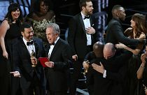 مراسم اسکار و اشتباه در اعلام نام برنده بهترین فیلم