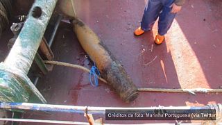 Portugal: Bomba de 200 quilos "pescada" na Nazaré foi detonada no mar
