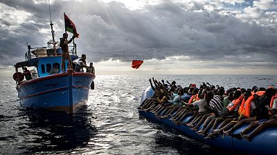 Frontex critica organizações que ajudam migrantes ao largo da Líbia