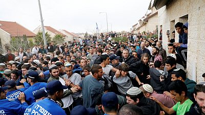 Israel: Räumung von neun Siedlerhäusern in Ofra