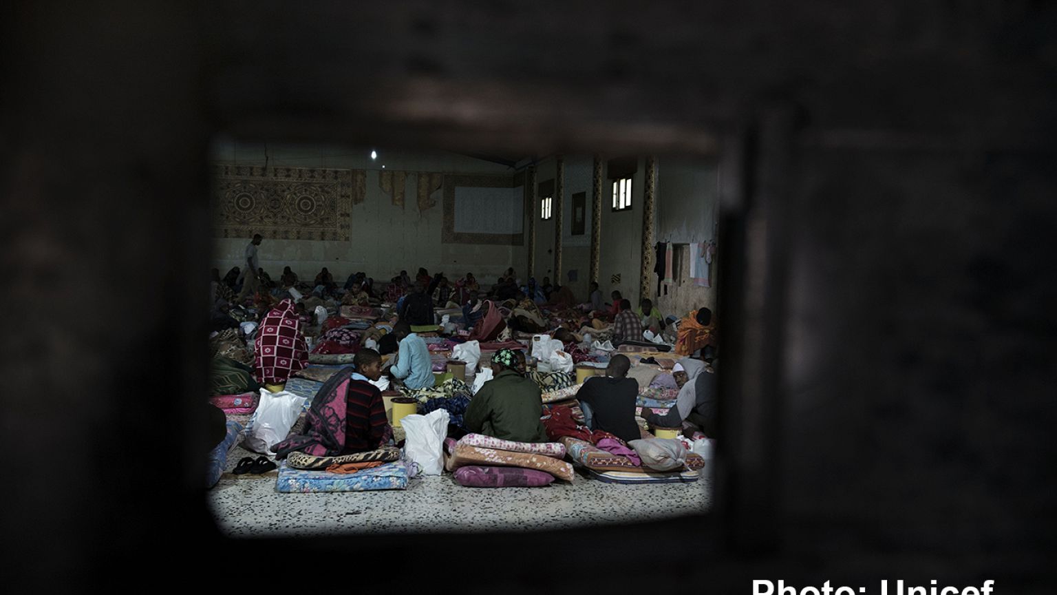 UNICEF: Γυναίκες και παιδιά μετανάστες βιάζονται και ξυλοκοπούνται στη Λιβύη