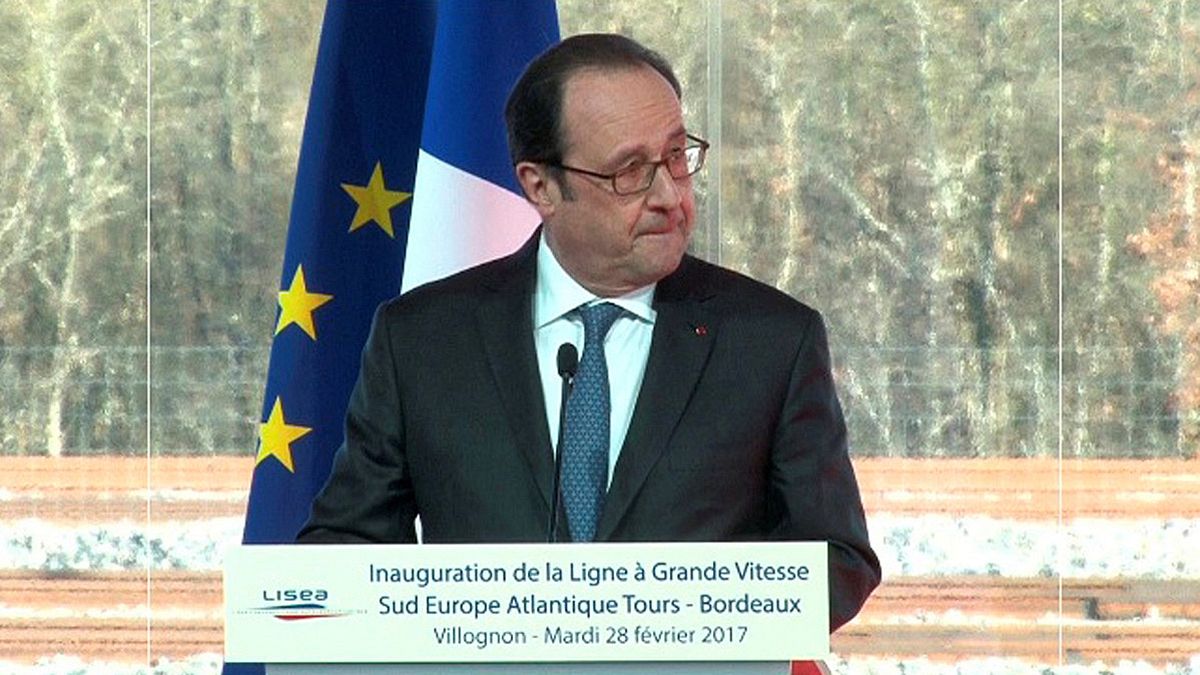 Lövés dördült a francia elnök közelében