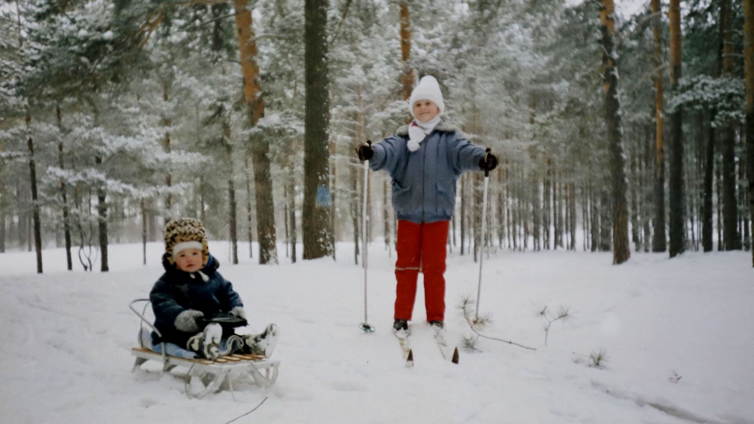 Maria Butina, right, and her sister, Marina, in 1995.