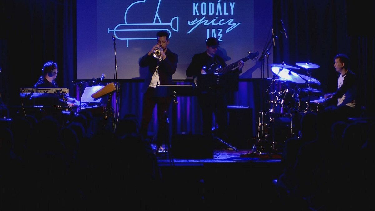 Canzoni popolari in forma jazz. Con 'Kodály Spicy Jazz', band ungherese