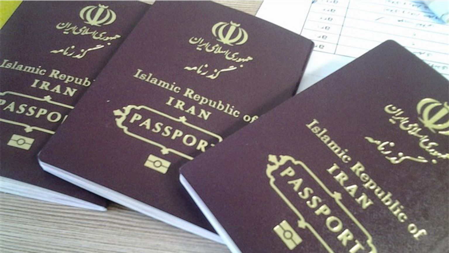 دادستان کل ایران ۱۳ مدیر دوتابعیتی را به وزارت اطلاعات معرفی کرد