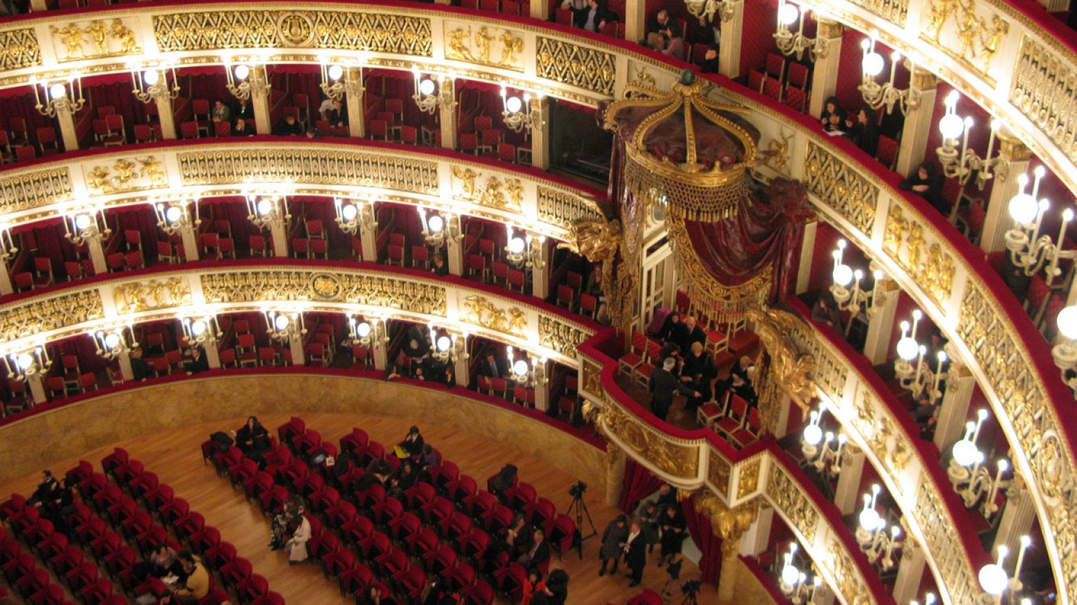 Ópera para 1.300 inmigrantes en uno de los teatros más prestigiosos del mundo