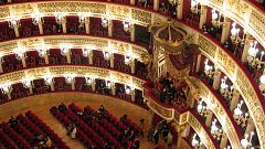 Ópera para 1.300 inmigrantes en uno de los teatros más prestigiosos del mundo