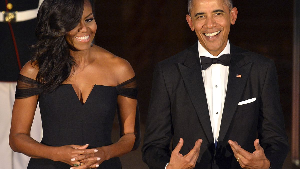 Michelle und Barack Obama unterschreiben 60-Millionen-Euro-Deal